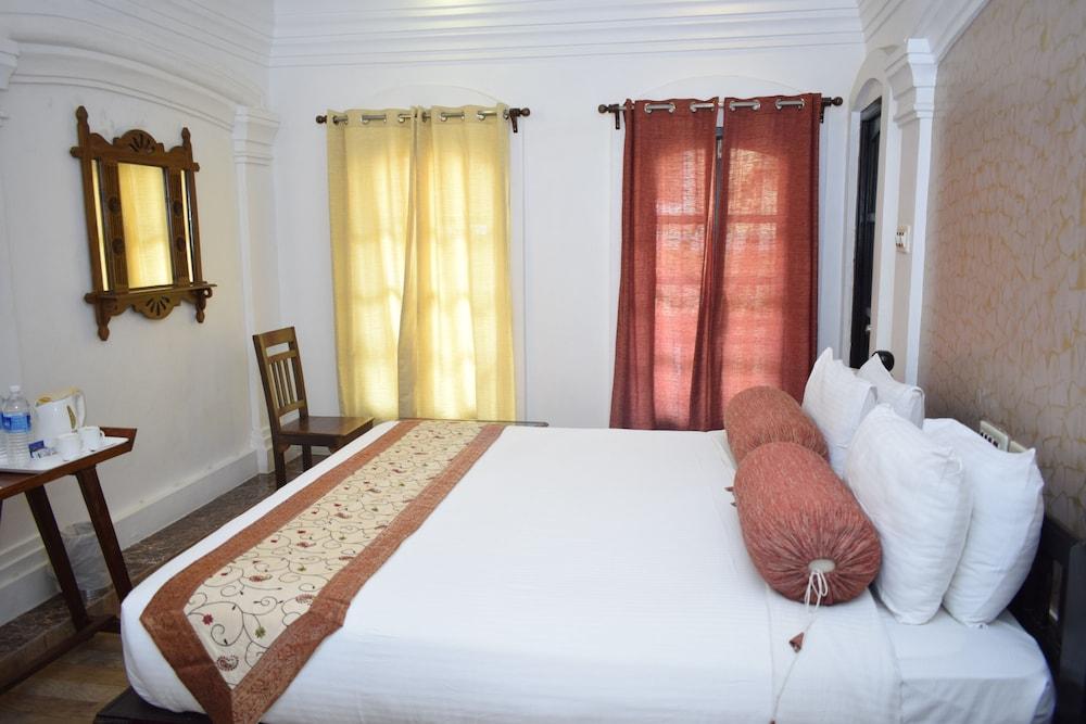 Le Chateau Pondicherry Esterno foto