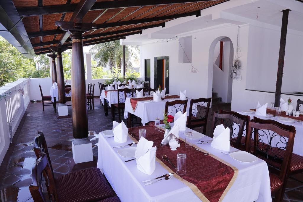 Le Chateau Pondicherry Esterno foto