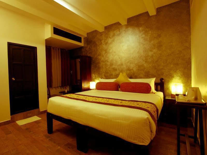 Le Chateau Pondicherry Esterno foto